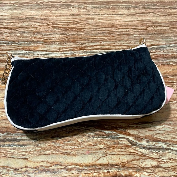 Juicy Couture - Picture 11 of 12